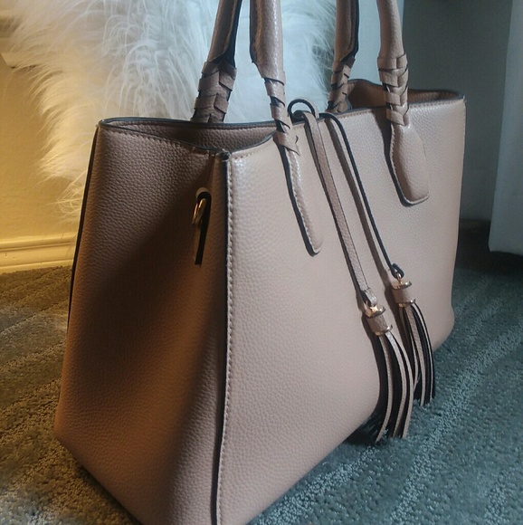 H&M Handbags - H&M Blush Pink Mauve Handbag Purse
